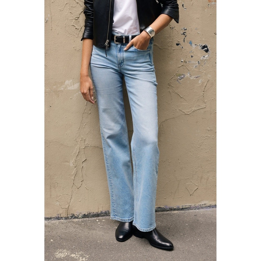 AYR The Secret Sauce Size 27L Hero Baby Light Wash Wide Leg Jeans